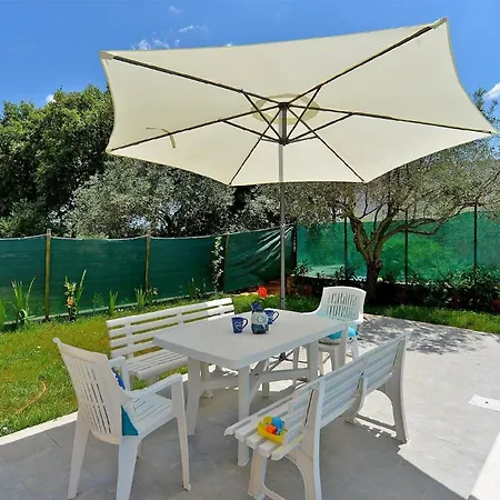 Holiday home Mit Privatpool Fuer 16 Personen Ca 190 Qm In Vodnjan, Istrien Istrische Riviera Vodnjan